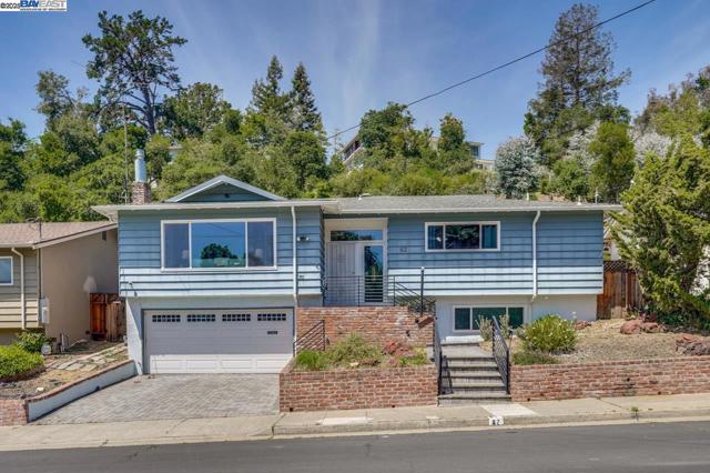 82 Elysian Fields Dr., Oakland CA: https://media.crmls.org/mediaz/7c637315-102a-4b25-b4b4-0fe254e586b4.jpg