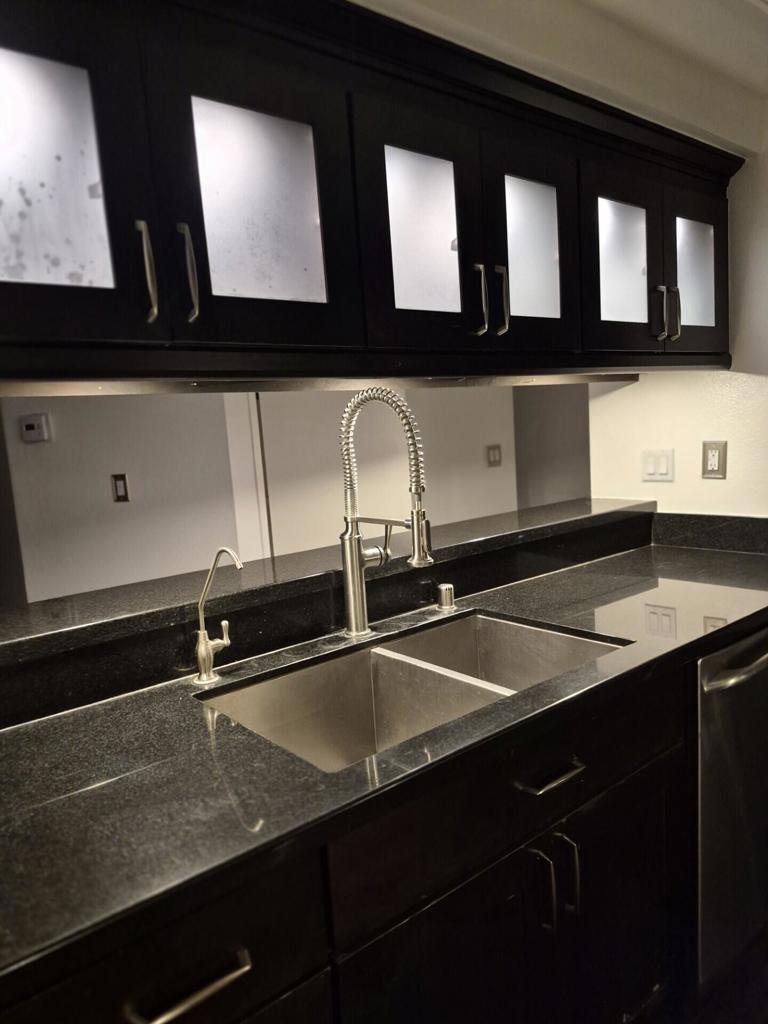 600 W 9th Street #207