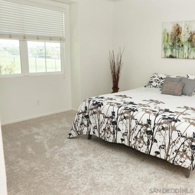 1367 Santa Diana, Chula Vista CA: https://media.crmls.org/mediaz/7c638f63-4cd1-43a5-87cf-94b56c39220f.jpg