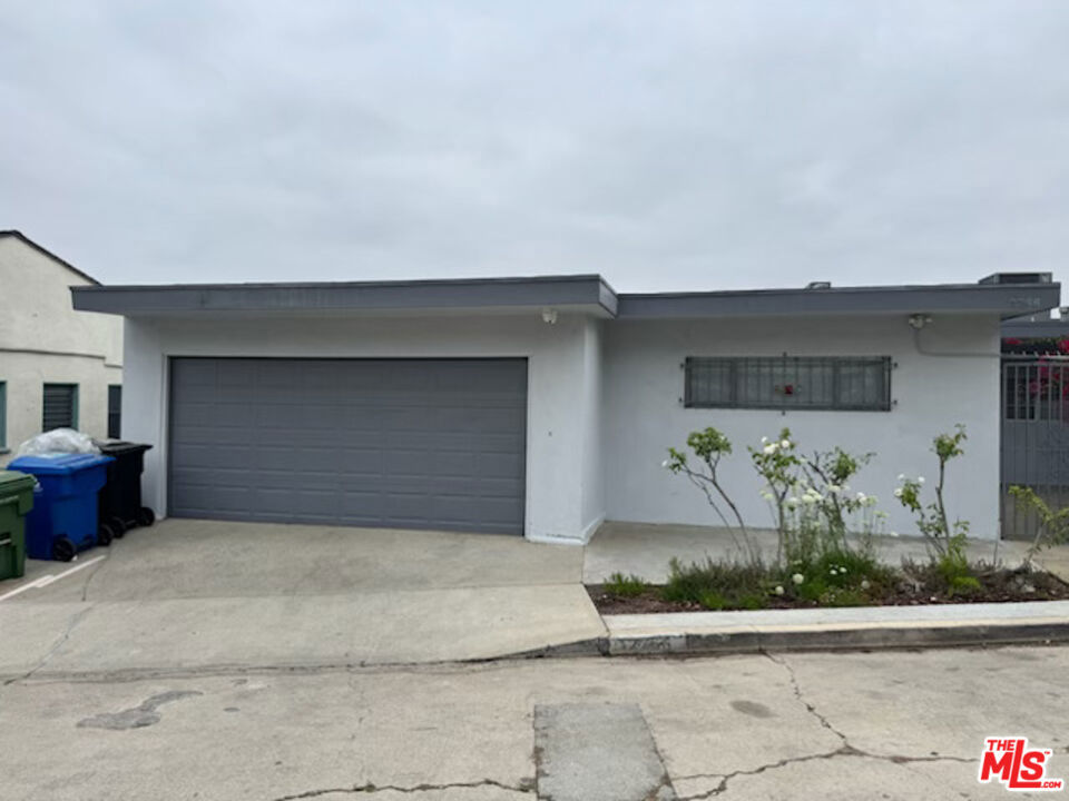 2266 Ronda Vista Drive