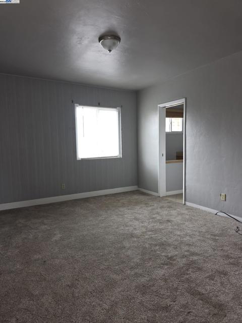 2305 Tennessee St, Vallejo CA: https://media.crmls.org/mediaz/7c63fa45-a154-43d4-8e19-b9a78815a0a0.jpg
