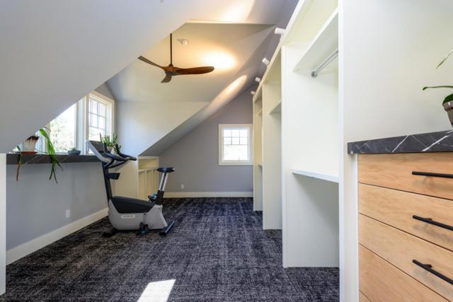 602 Vista Drive, Redwood City CA: https://media.crmls.org/mediaz/7c64907f-2cda-45e1-985a-55da16822df8.jpg