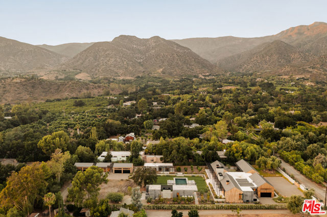 1225 Shippee Lane, Ojai CA: https://media.crmls.org/mediaz/7c64963b-e674-4a27-b9a6-751c5f8aafc4.jpg