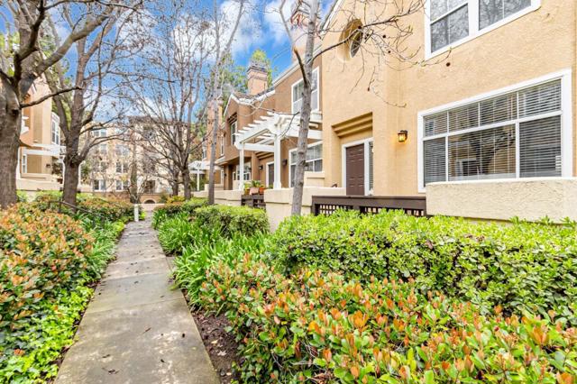 Image 33 of 39 For 415 Camille Circle 14