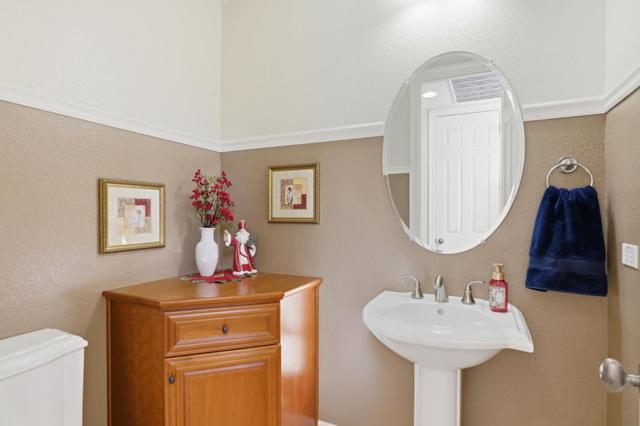 1625 Mission Avenida, Morgan Hill CA: https://media.crmls.org/mediaz/7c65dc44-0d1a-4ee2-b349-dfb7a53fd185.jpg