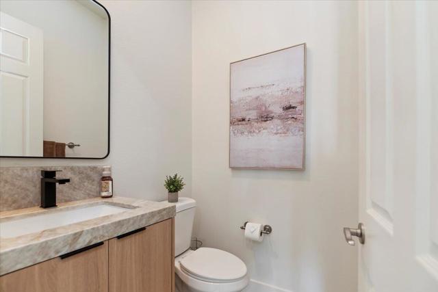 Image 37 of 77 For 80262 Amazon Avenue