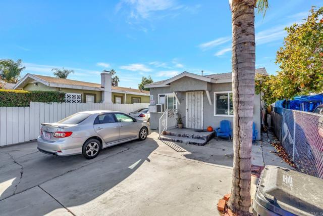 4162 4164 38Th Street, San Diego CA: https://media.crmls.org/mediaz/7c6735cb-9ac6-4514-91cd-f747765d382b.jpg
