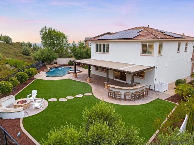34189 Hourglass St, Temecula CA: https://media.crmls.org/mediaz/7c67d312-328a-4a0e-a6dc-141bb9b7a4de.jpg