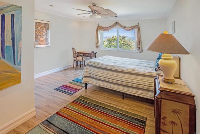 Detail Gallery Image 12 of 31 For 5221 Olive Hill Rd, Fallbrook,  CA 92028 - 7 Beds | 4 Baths