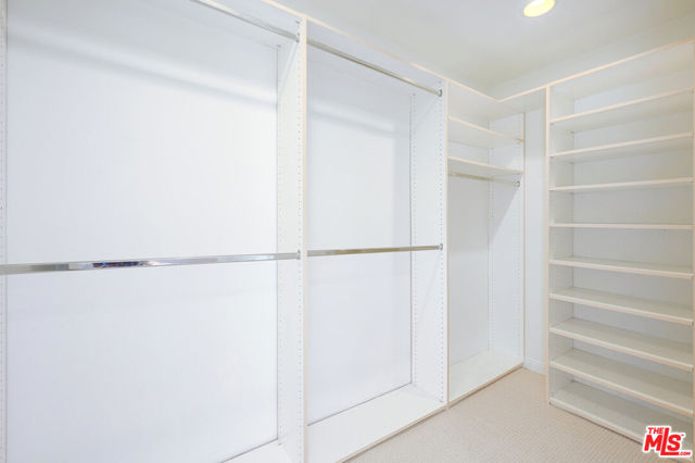 4250 Via Dolce, Marina del Rey CA: https://media.crmls.org/mediaz/7c6914bd-51f7-4ae4-b2ed-6c2c34fdf8fb.jpg
