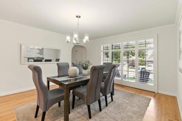 3642 Mcnulty Way, Redwood City CA: https://media.crmls.org/mediaz/7c6a07aa-4999-4304-96fe-cb2bf18848e9.jpg