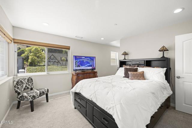 784 Via Arroyo, Ventura CA: https://media.crmls.org/mediaz/7c6a667d-5ed7-4baf-a2bb-4587de2c3182.jpg