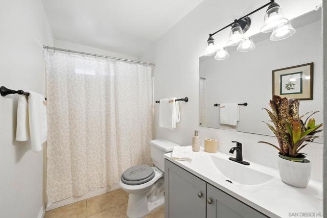 1660 Sycamore Dr., Chula Vista CA: https://media.crmls.org/mediaz/7c6a8f50-6481-4033-83b7-bcc777a60c0b.jpg