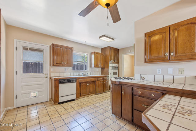17335 Burton Street, Northridge CA: https://media.crmls.org/mediaz/7c6d852c-5a5b-4fe4-8011-01ac0af2462f.jpg