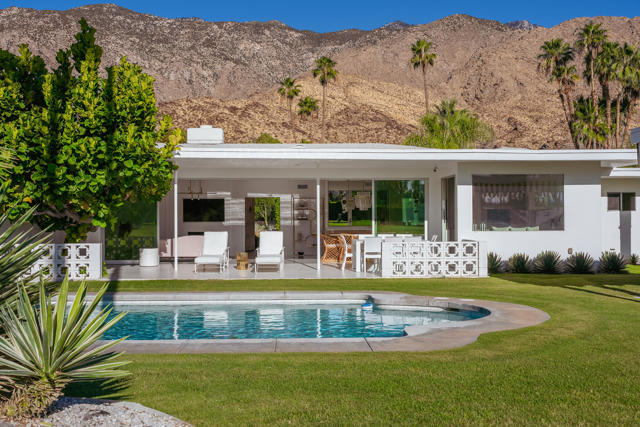 2622 S Calle Palo Fierro, Palm Springs, CA 92264