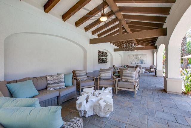 4719 Crespi Ct, Carlsbad CA: https://media.crmls.org/mediaz/7c6e0268-64f2-408c-86e8-29efb91d69ab.jpg