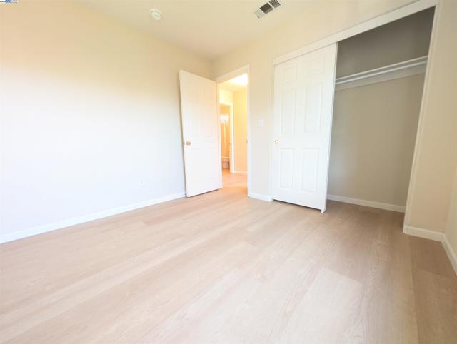 158 Fairview Ave, Bay Point CA: https://media.crmls.org/mediaz/7c6e37f5-9ce4-4ac0-9c40-427dda2f6ba2.jpg