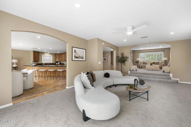 4915 Trend Terrace, La Crescenta CA: https://media.crmls.org/mediaz/7c6ed41f-de6f-4cc2-aacf-78a54bba7a35.jpg