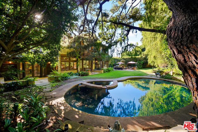 130 S LAYTON Drive, Los Angeles CA: https://media.crmls.org/mediaz/7c6f02c1-4e0e-4d51-ba8c-bfd280d2c1ee.jpg