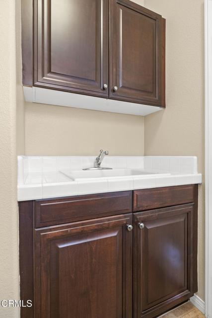 1909 S Hill Road, Ventura CA: https://media.crmls.org/mediaz/7c6fa169-6e17-4281-82ce-ed2d0b396fd0.jpg