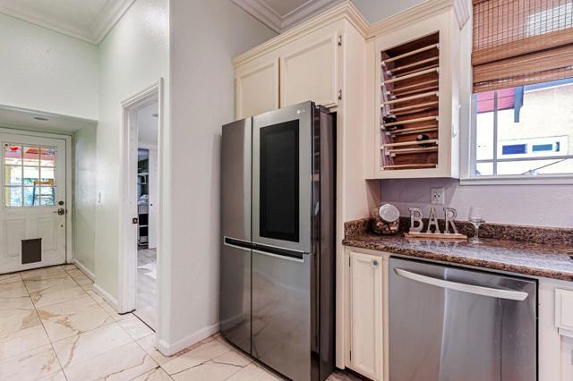 124 S 24th Street, San Jose CA: https://media.crmls.org/mediaz/7c6fdf4d-cc18-4a54-b01d-327a84f4aed0.jpg