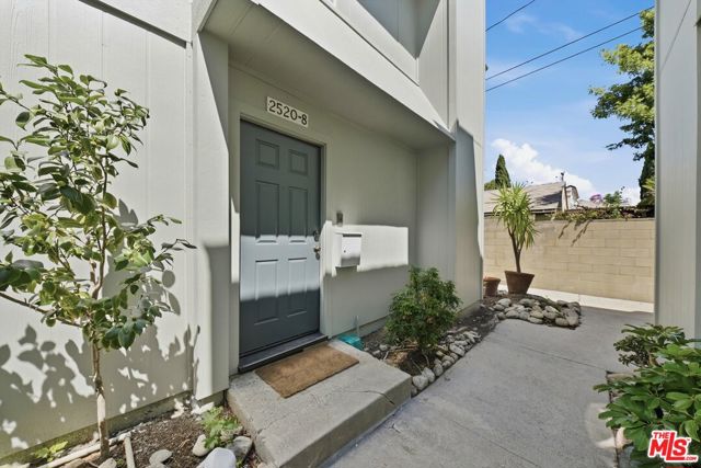 2520 Arizona Avenue, 8 photo 29