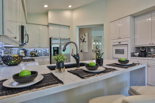 Image 29 of 63 For 42725 Turqueries Avenue