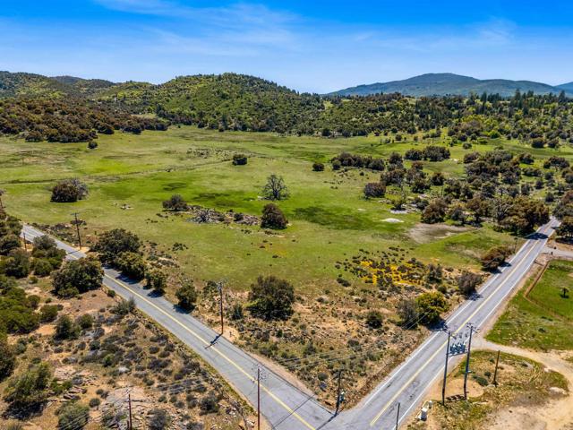 3510 Deer Lake Park Road, Julian CA: https://media.crmls.org/mediaz/7c70cfb6-ef2f-47fa-ae27-1ad57c28552f.jpg