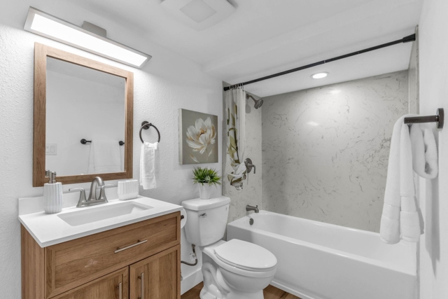 Image 32 of 39 For 2912 22nd St