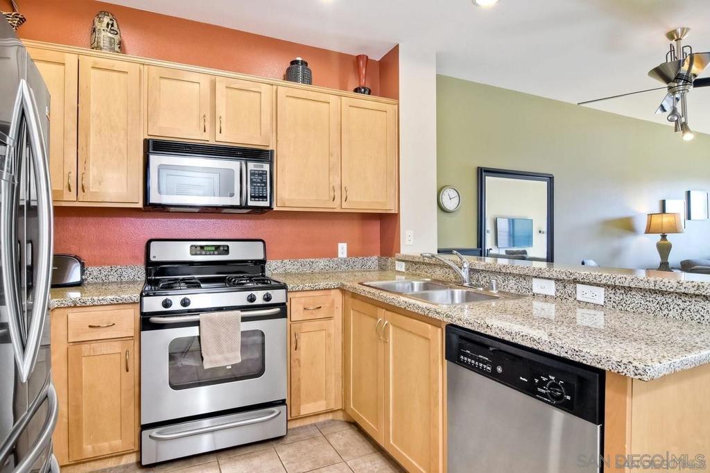 450 J Street - photo 3