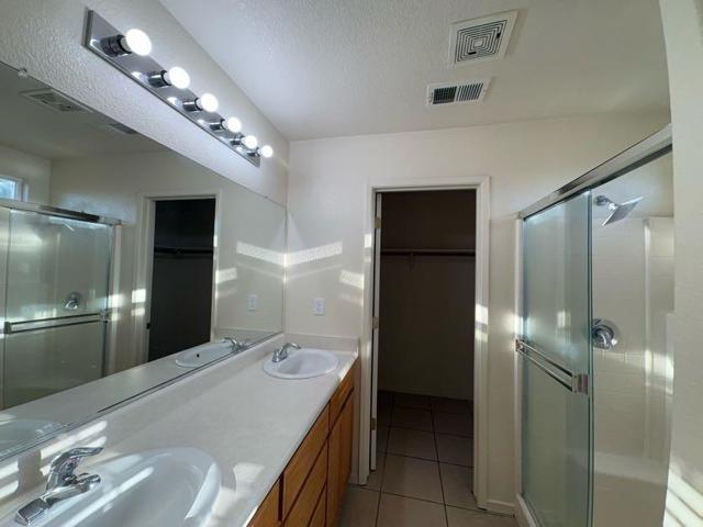 2443 N Shoemaker Avenue, Merced CA: https://media.crmls.org/mediaz/7c731b8b-45b4-46e9-888e-52eee5b4e387.jpg