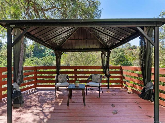 2277 Dunstan, Oceanside CA: https://media.crmls.org/mediaz/7c738e9c-d155-46cd-ade8-aca38bfd964e.jpg