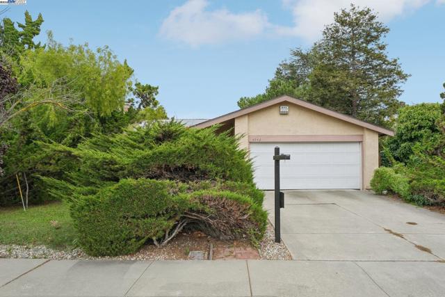 4942 Rocklin Dr, Union City CA: https://media.crmls.org/mediaz/7c75dc83-7614-4b22-a0f2-ef07b7e5d5e5.jpg