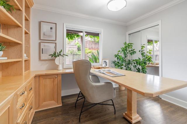 932 Pleasant Hill Road, Redwood City CA: https://media.crmls.org/mediaz/7c75e4c3-a6cd-4845-9b0d-a86a10150cbb.jpg