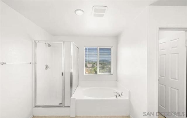 46197 Via La Tranquila, Temecula CA: https://media.crmls.org/mediaz/7c782fcf-9b2b-41da-8b47-1ac076eaecf3.jpg