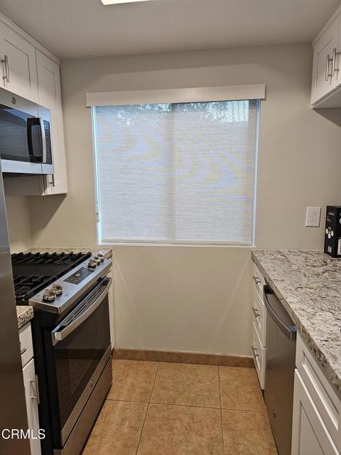 2166 N Indian Canyon Drive, Palm Springs CA: https://media.crmls.org/mediaz/7c784ceb-a8a2-418a-b60b-3a4db00207bd.jpg