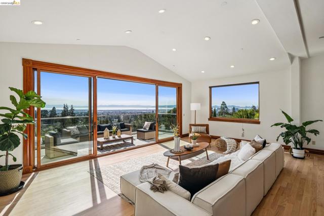 Image 16 of 60 For 33 Somerset Rd