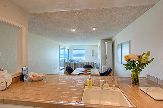 101 Shell Drive, Watsonville CA: https://media.crmls.org/mediaz/7c7a7dff-5de7-4fe7-bc57-08312d4baf26.jpg