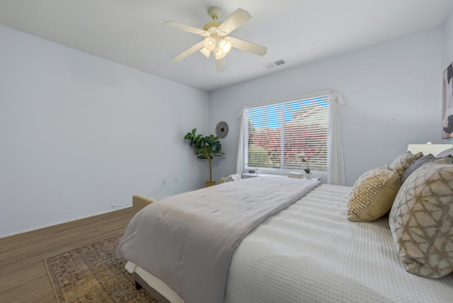 78584 Glastonbury Way, Palm Desert CA: https://media.crmls.org/mediaz/7c7beaa8-4636-451c-b57b-dbc00010fe5c.jpg