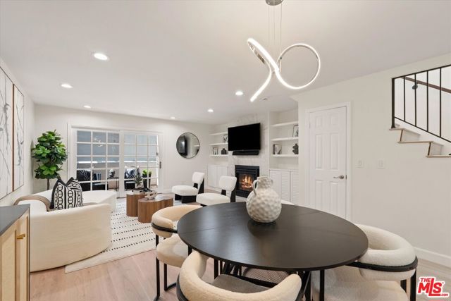 853 Larrabee Street, West Hollywood CA: https://media.crmls.org/mediaz/7c7d11e9-f684-41df-a3aa-f77e90baf5e7.jpg