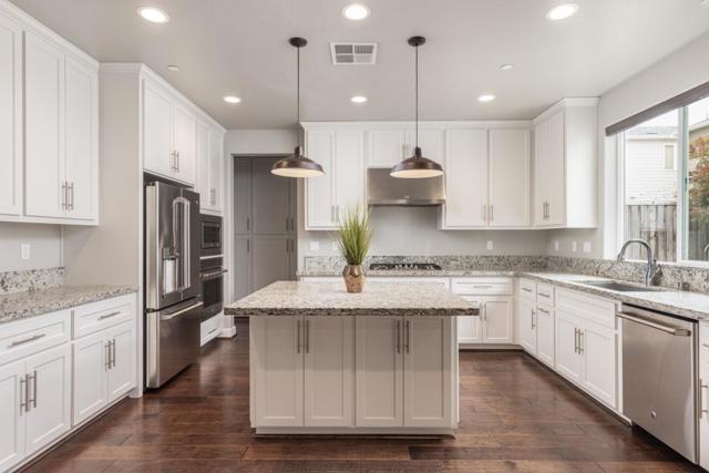 2727 Sea Glass Avenue, Marina CA: https://media.crmls.org/mediaz/7c7d59ae-6ce7-4253-a87b-649dcd8a3731.jpg