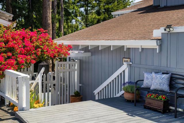 645 Skyward Drive, Aptos CA: https://media.crmls.org/mediaz/7c7db327-d5f5-4382-bb5d-77f9e66e2080.jpg