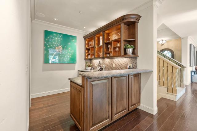 15985 Shannon Road, Los Gatos CA: https://media.crmls.org/mediaz/7c80956a-451e-415f-9251-47ab481cd701.jpg