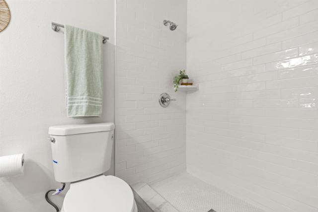 11370 Paseo Albacete Avenue, San Diego CA: https://media.crmls.org/mediaz/7c81cf8b-cb84-42e4-a3c5-4584692d764a.jpg