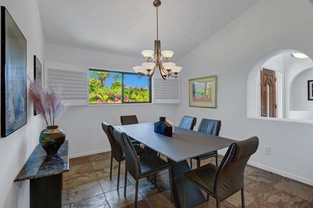 71138 Patricia Park Place, Rancho Mirage CA: https://media.crmls.org/mediaz/7c83bcae-a9c2-429f-b75d-43091c6c0e84.jpg
