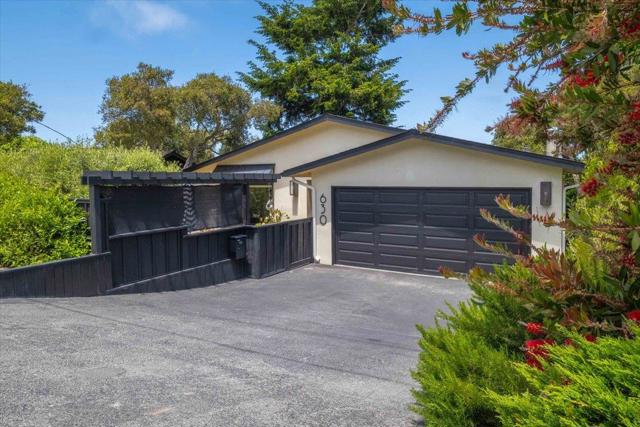 630 Terry Street, Monterey CA: https://media.crmls.org/mediaz/7c84a8b3-393d-40c5-97a3-9cca98727b4b.jpg