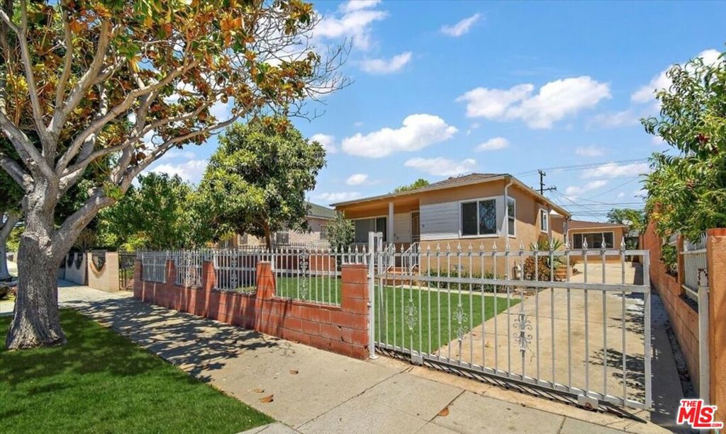 1109 E Fairview Boulevard