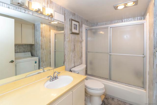 1810 Parliament, Encinitas CA: https://media.crmls.org/mediaz/7c86550d-800a-41df-a402-cea1c94bf16e.jpg