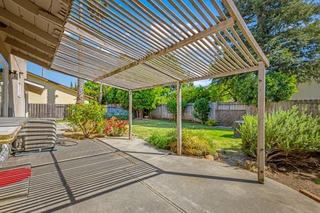 6745 San Anselmo Way, San Jose CA: https://media.crmls.org/mediaz/7c8668bd-c68b-4bb6-abe2-bb4598aa2bdb.jpg