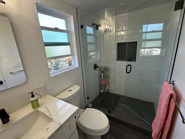 Detail Gallery Image 20 of 38 For 1451 Machado St, Oceanside,  CA 92054 - 3 Beds | 3 Baths